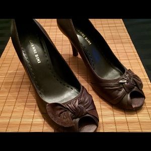 EUC GIANNI BINI peep toe heel, brown leather Sz 7.